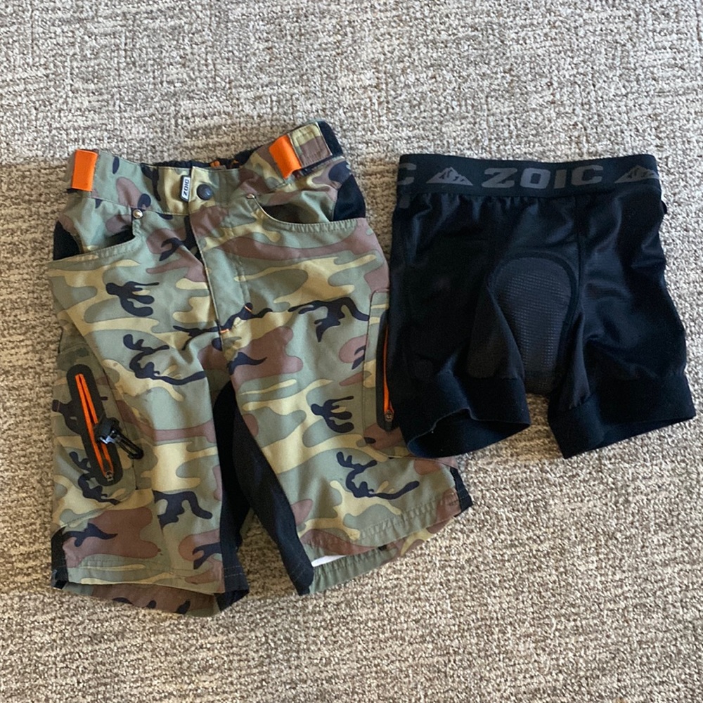 ZOIC Children’s Mountain bike shorts and liner